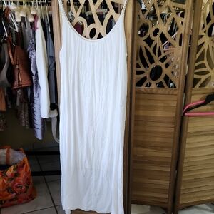 💚💚Beach White Midi Dress💚💚